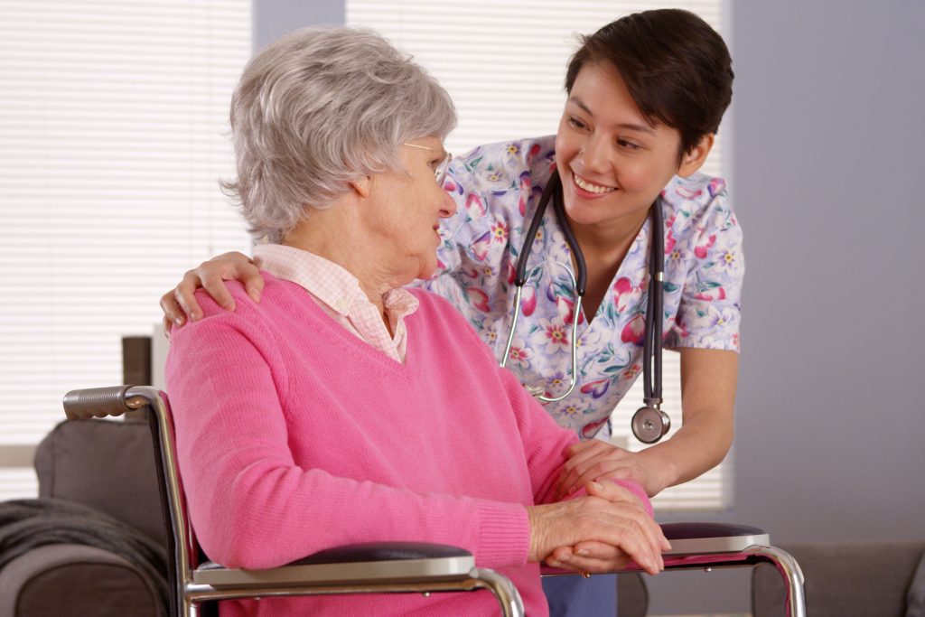 Skilled Nurse Help Elderly Patient at Home Skilled Nurse Help Elderly Patient at Home